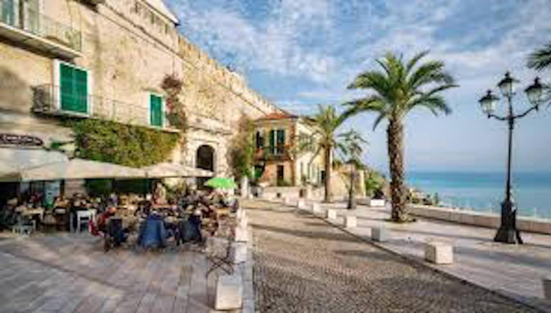 Casa Cele Centro Citta Vista Mare Apartment Ventimiglia Exterior foto